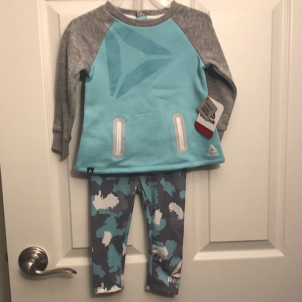 Reebok toddler girl camo leggings with top